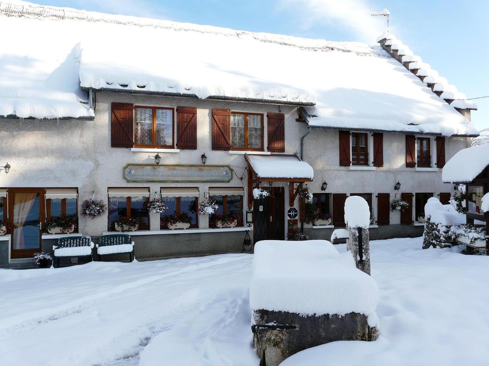 Auberge Des Montauds - Hotel & Restaurant Villard-de-Lans Exterior foto