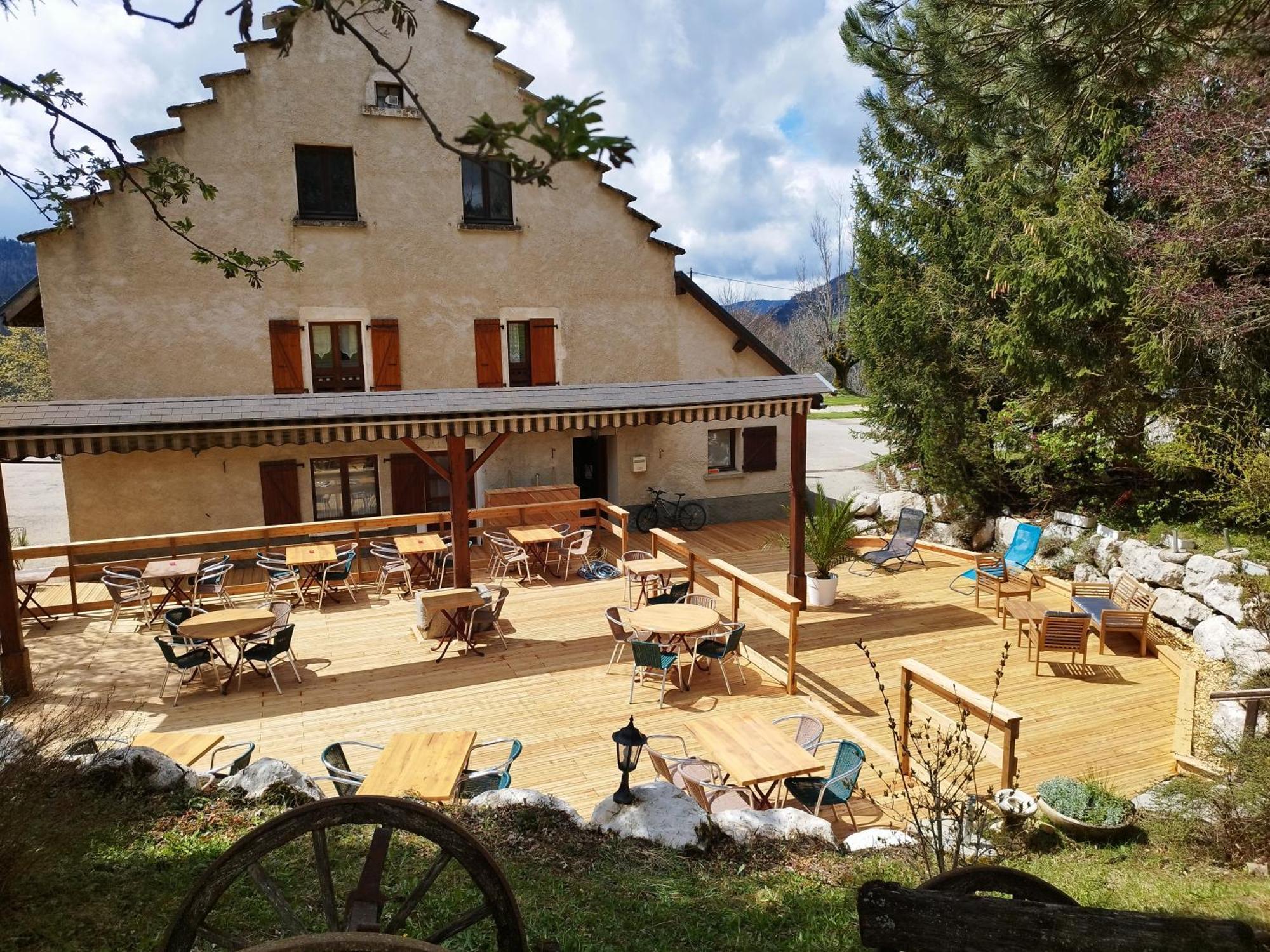 Auberge Des Montauds Hotel Villard-de-Lans Exterior foto