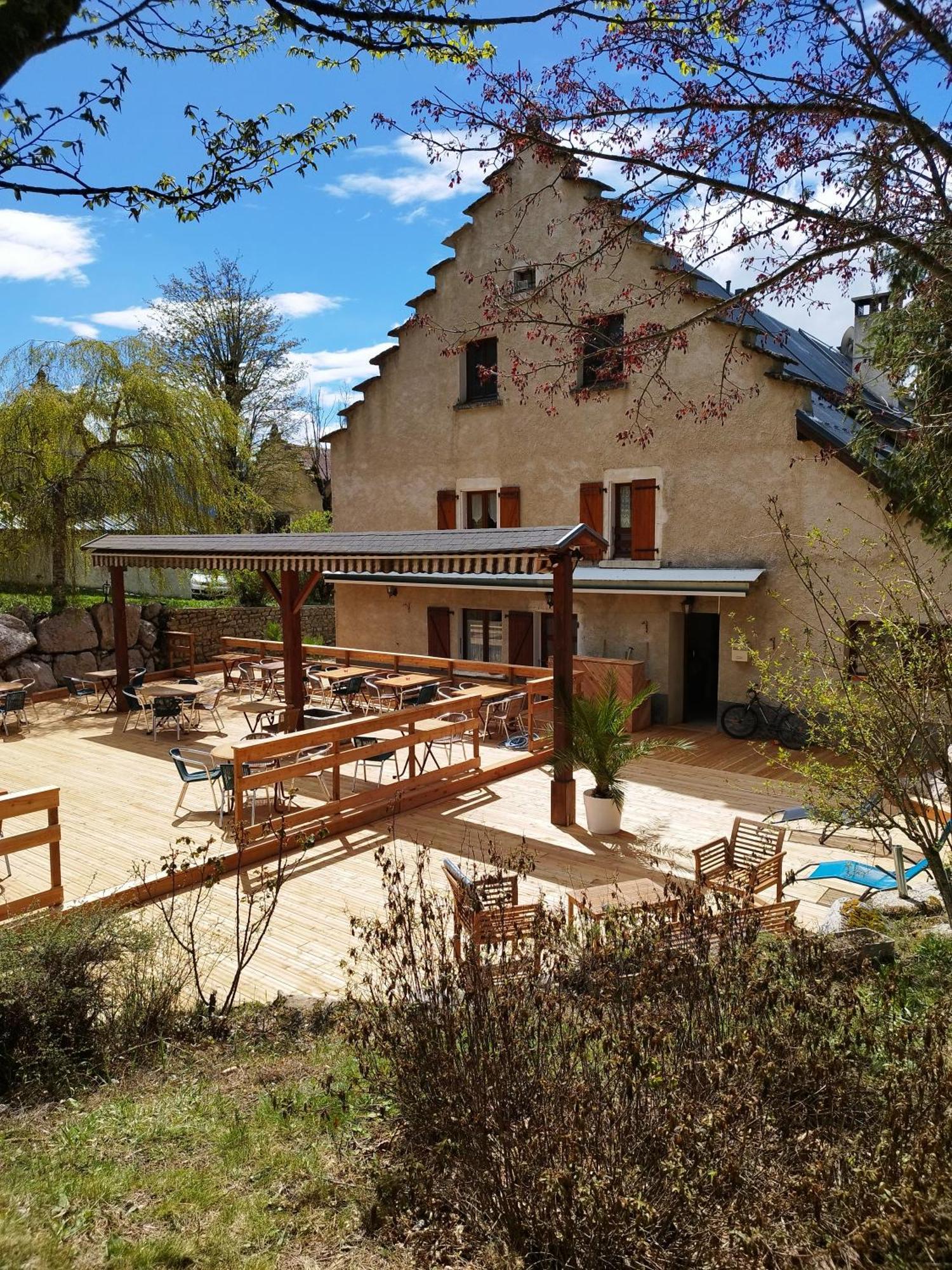 Auberge Des Montauds Hotel Villard-de-Lans Exterior foto