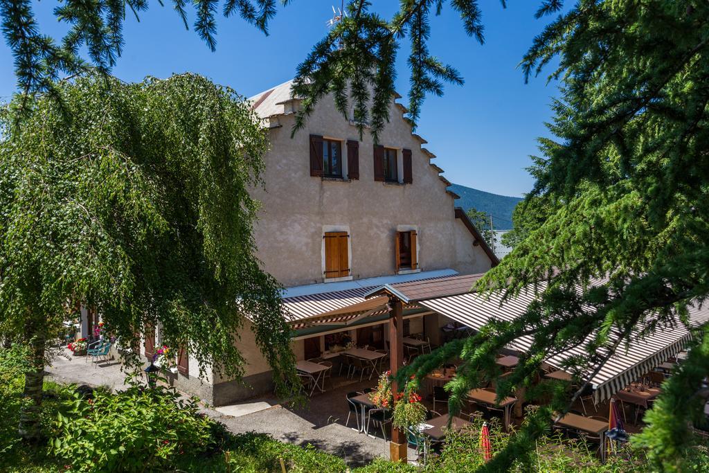 Auberge Des Montauds Hotel Villard-de-Lans Exterior foto